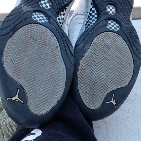 Jordan Jumpmans - Picture 5 of 7